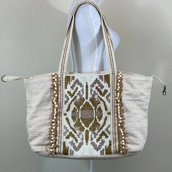 America & Beyond two way carry beaded Pom Pom shoulder bag - Picture 2 of 10